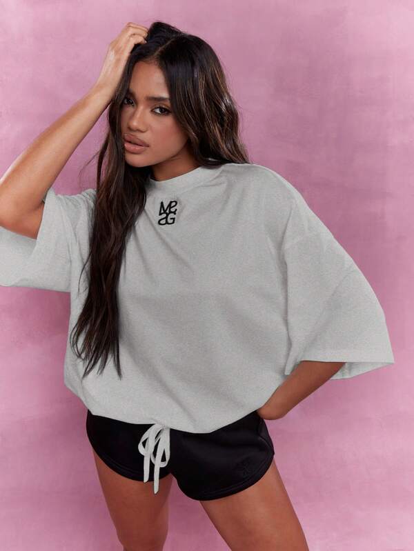 Missguided MISSGUIDED Embroidered Logo Crew Neck Oversized T-Shirt