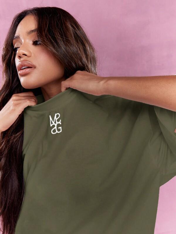 Missguided MISSGUIDED Embroidered Logo Crew Neck Oversized T-Shirt