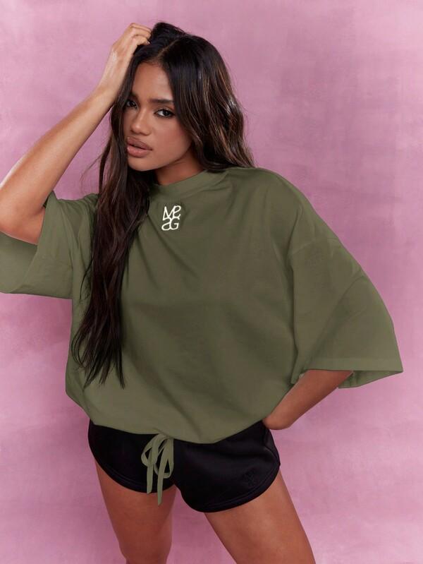 Missguided MISSGUIDED Embroidered Logo Crew Neck Oversized T-Shirt