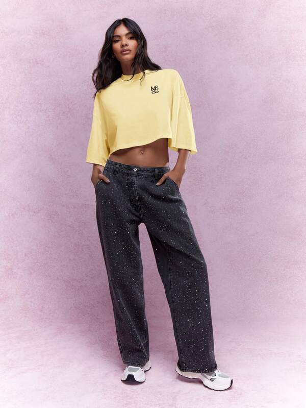 Missguided MISSGUIDED Embroidered Logo Dropped Shoulder Loose Fit Crop T-Shirt