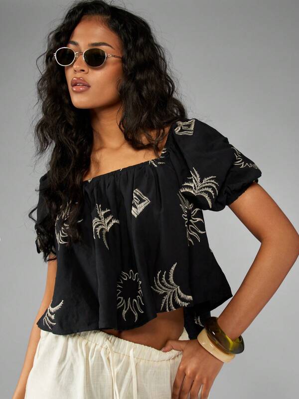 missguided MISSGUIDED Embroidered Off Shoulder Puff Sleeve Boho Casual Crop Top