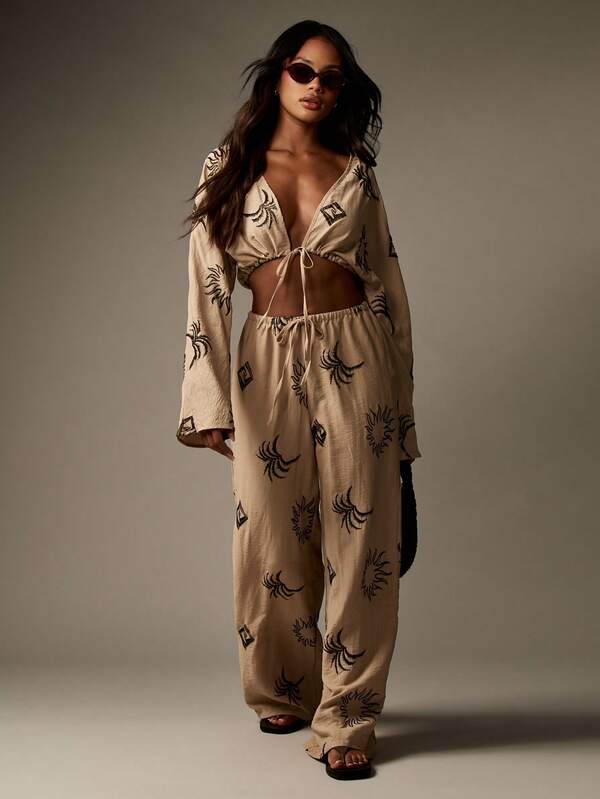 Missguided MISSGUIDED Embroidered Sun Pattern Linen Feel Two-Piece Outfit