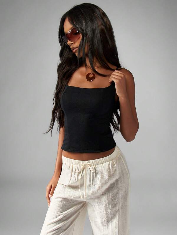 Missguided MISSGUIDED Eyelet Bustier Crop Top With Square Neckline
