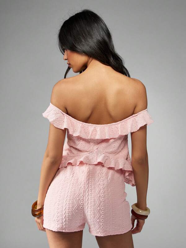 Missguided MISSGUIDED Eyelet Lace Co-Ord Set With Decorative Rose Detail