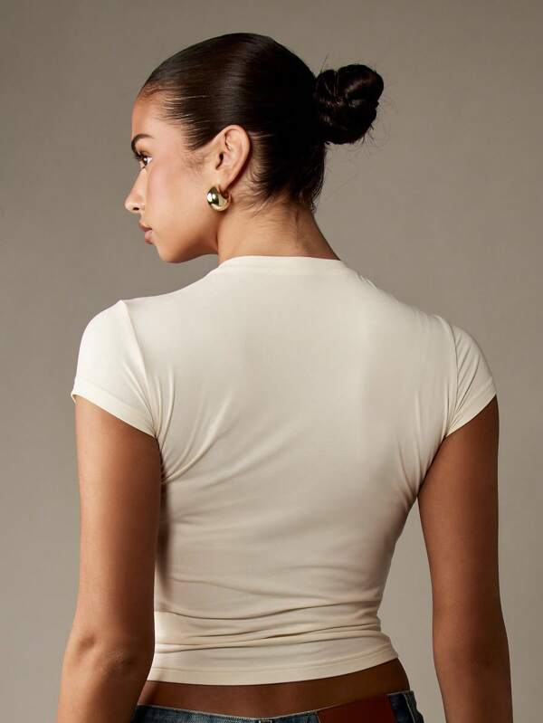 Missguided MISSGUIDED Fitted Baby Tee With Retro Love Slogan Print