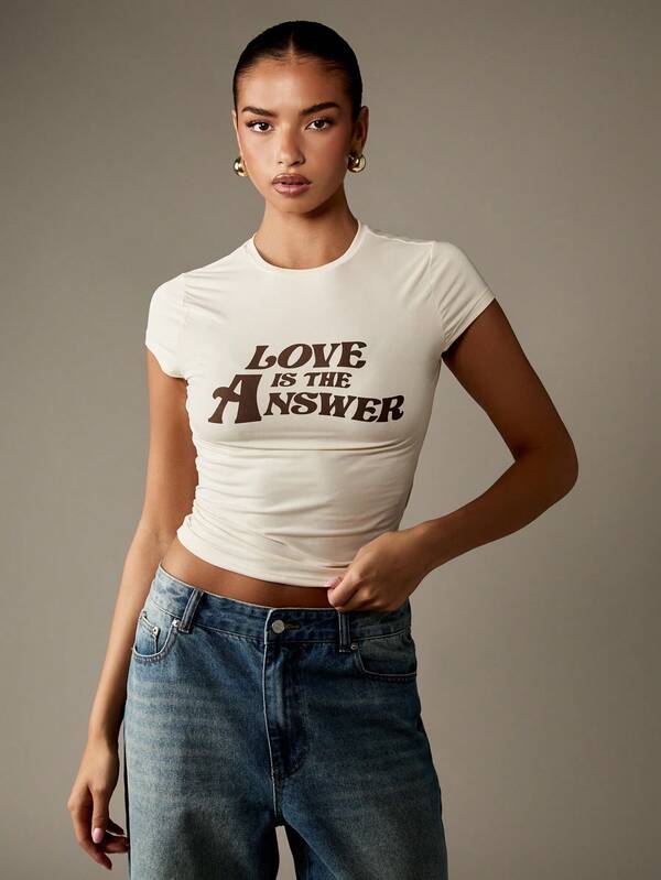 Missguided MISSGUIDED Fitted Baby Tee With Retro Love Slogan Print