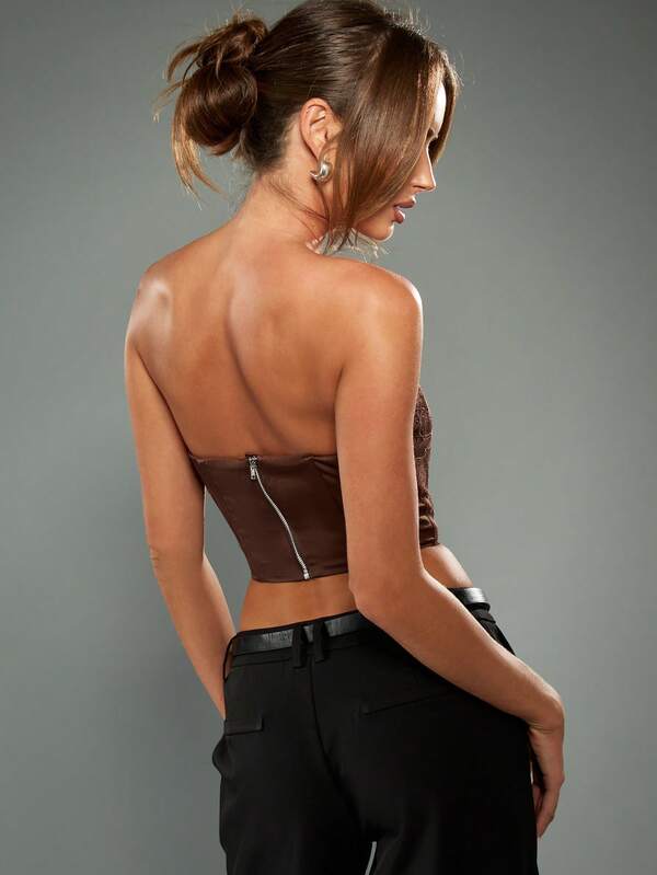 Missguided MISSGUIDED Fitted Corset Top With Lace Trim