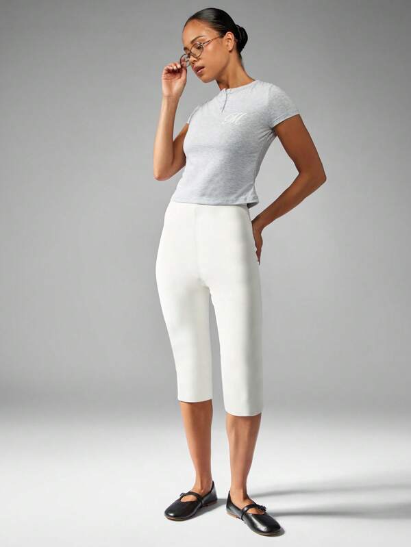 Missguided MISSGUIDED Fitted Crop T Shirt With Henley Button Placket