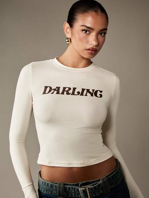 missguided MISSGUIDED Fitted Cropped Long Sleeve Tee With Darling Text Print