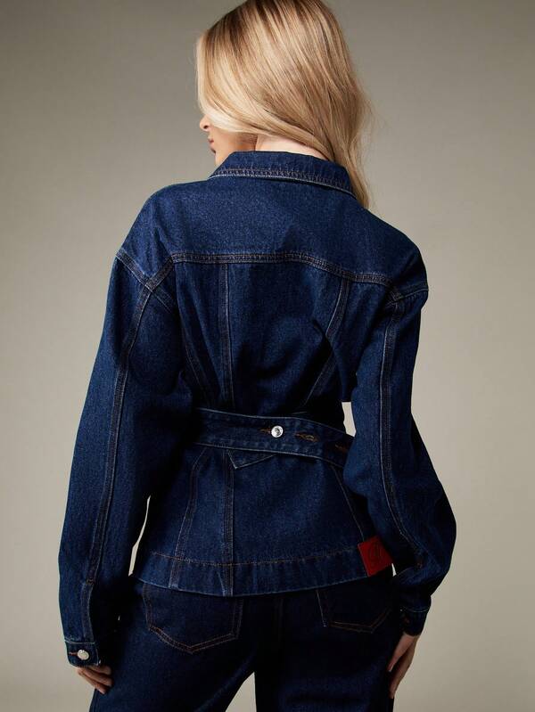 Missguided MISSGUIDED Fitted Denim Trucker Jacket With Waist Belt