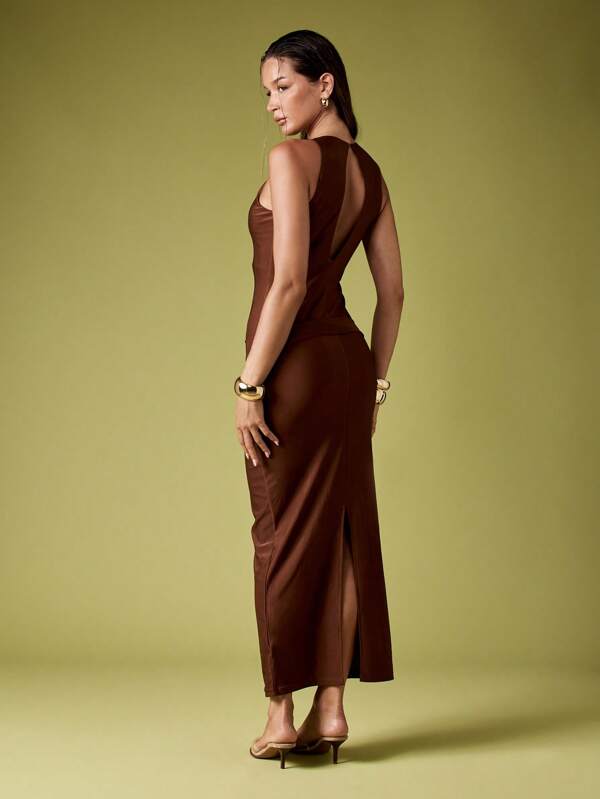 Missguided MISSGUIDED Fitted Maxi Dress With Halter Neck And Belt Detail