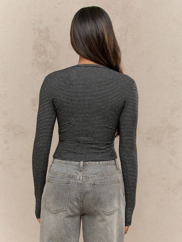 Missguided MISSGUIDED Fitted Ribbed Crop Top With Horizontal Stripes