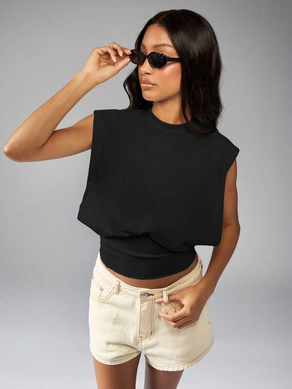 Missguided MISSGUIDED Fitted Sleeveless Crop T-Shirt