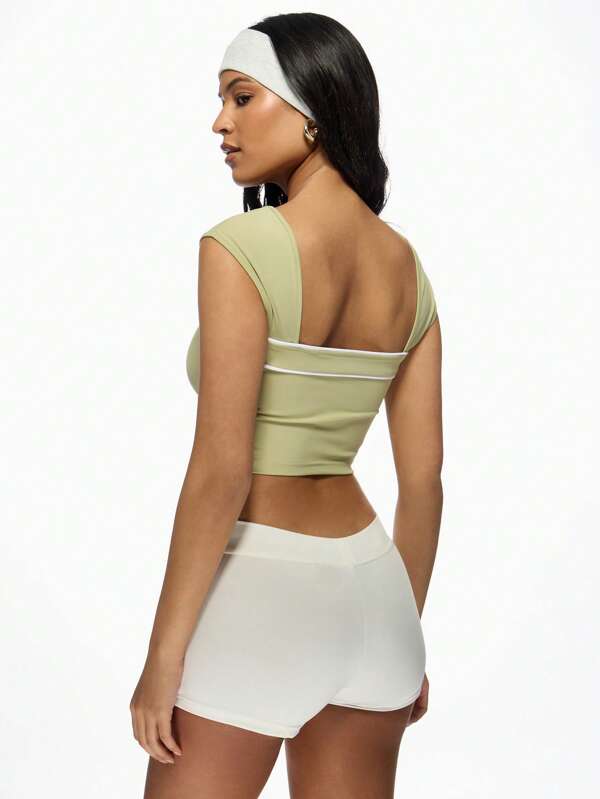 Missguided MISSGUIDED Fitted Square Neck Cap Sleeve Crop Top