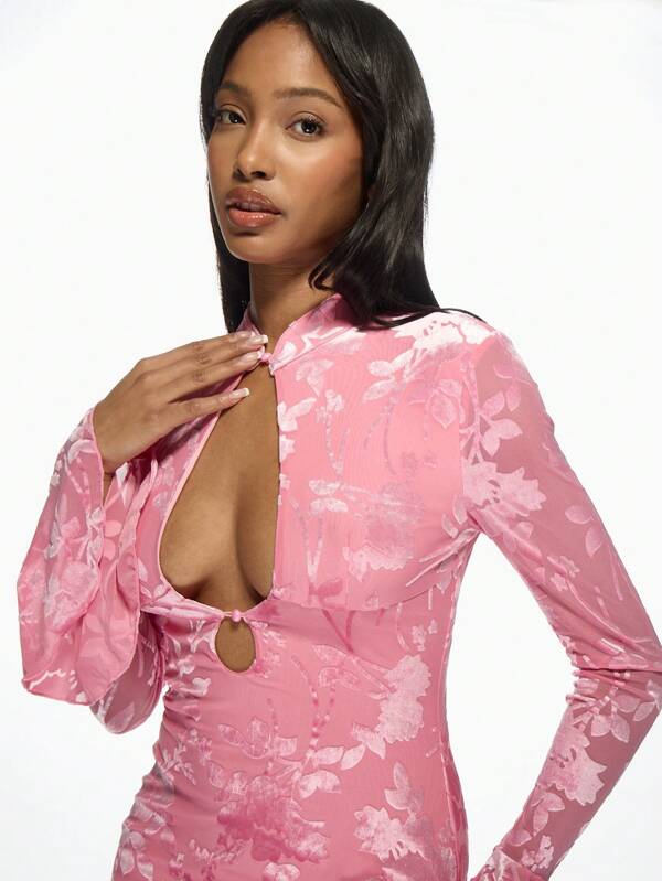 Missguided MISSGUIDED Floral Devore Velvet Bodycon Mini Dress Bell Sleeves Keyhole Cutout