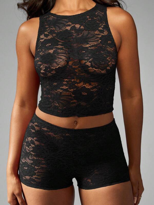 Missguided MISSGUIDED Floral Lace Crop Top And Shorts Two Piece Set