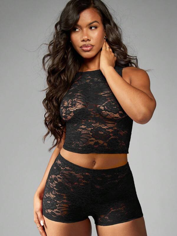 missguided MISSGUIDED Floral Lace Crop Top And Shorts Two Piece Set