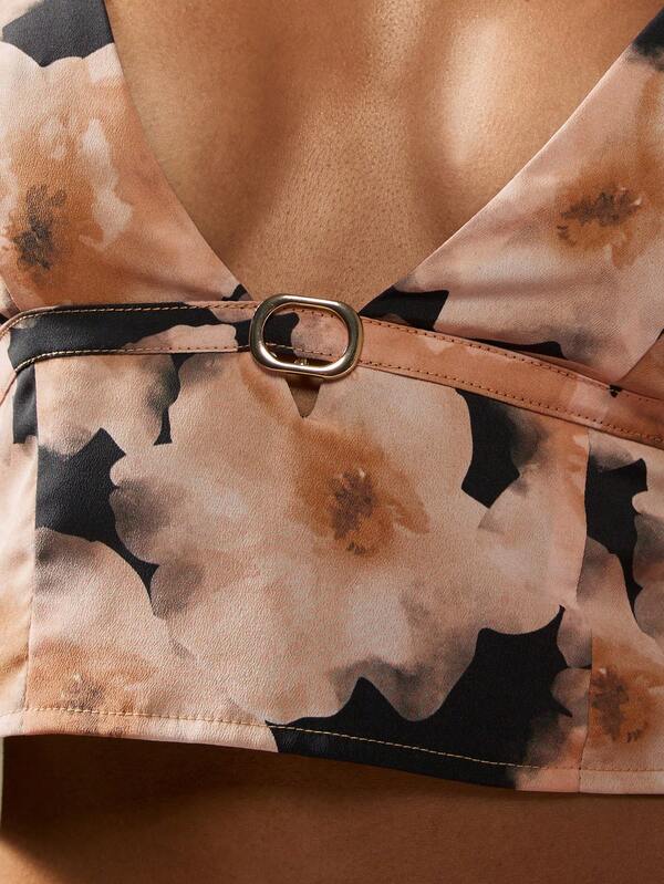 Missguided MISSGUIDED Floral Print Adjustable Buckle Belt Tank Top