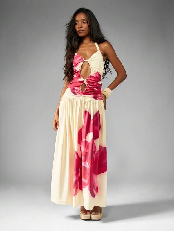 missguided MISSGUIDED Floral Print Cut Out Halter Maxi Dress With Empire Waist