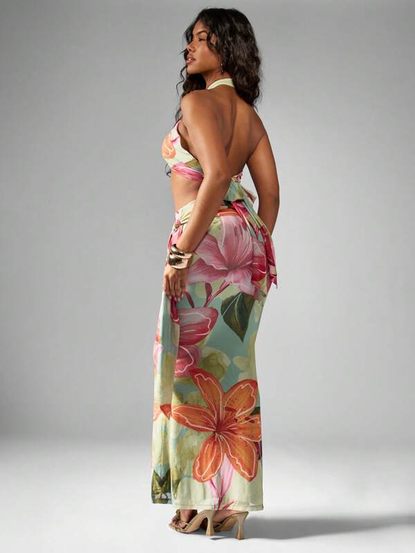 Missguided MISSGUIDED Floral Print Halter Neck Crop Top And Maxi Skirt Set