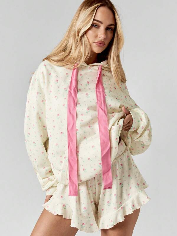 Missguided MISSGUIDED Floral Print Hoodie With Drawstring