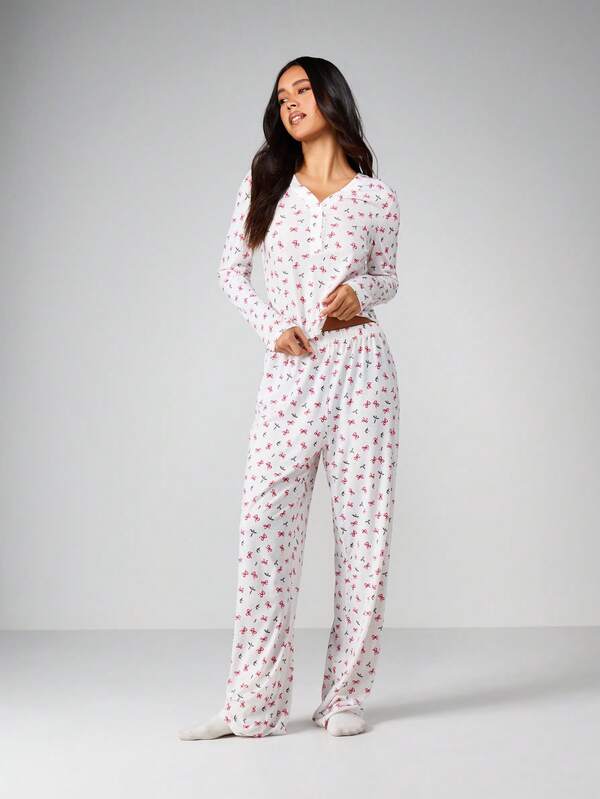 missguided MISSGUIDED Floral Print Pajama Set With Long Sleeves