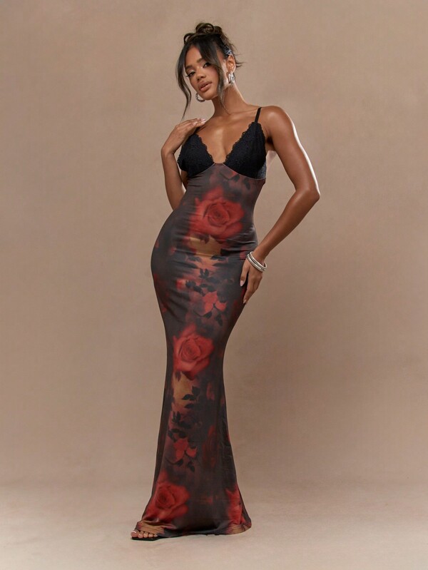 missguided MISSGUIDED Floral Print Patch Spaghetti Strap V Neck Bodycon Flare Hem Maxi Dress