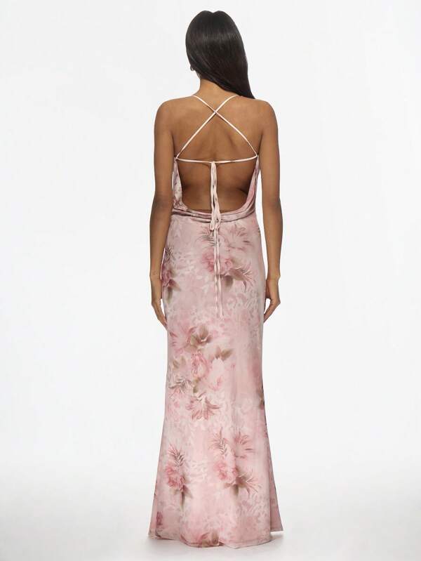 Missguided MISSGUIDED Floral Print Plunge Neck Long Evening Gown