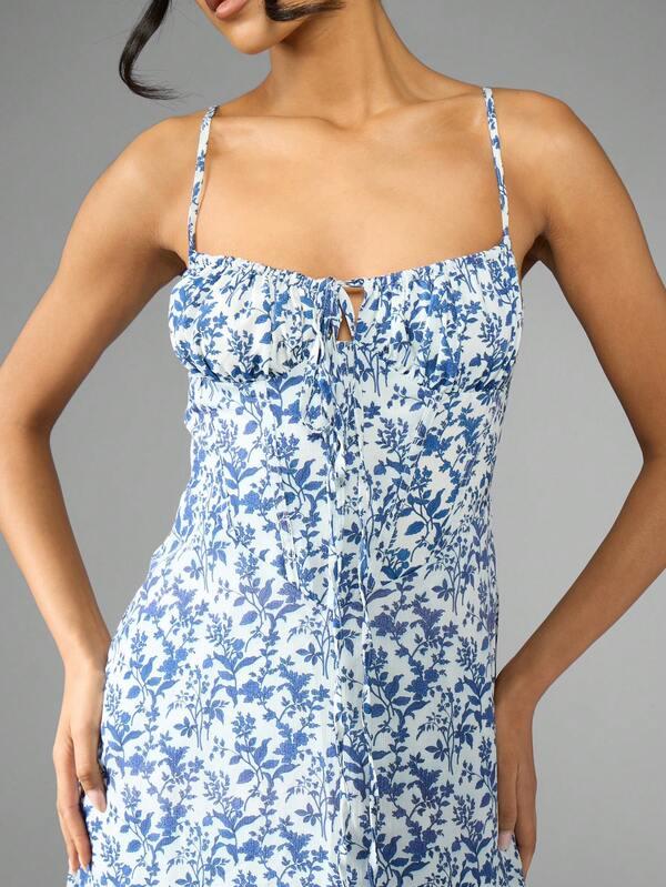 Missguided MISSGUIDED Floral Spaghetti Strap Sweetheart Neckline Side Split Midi Dress