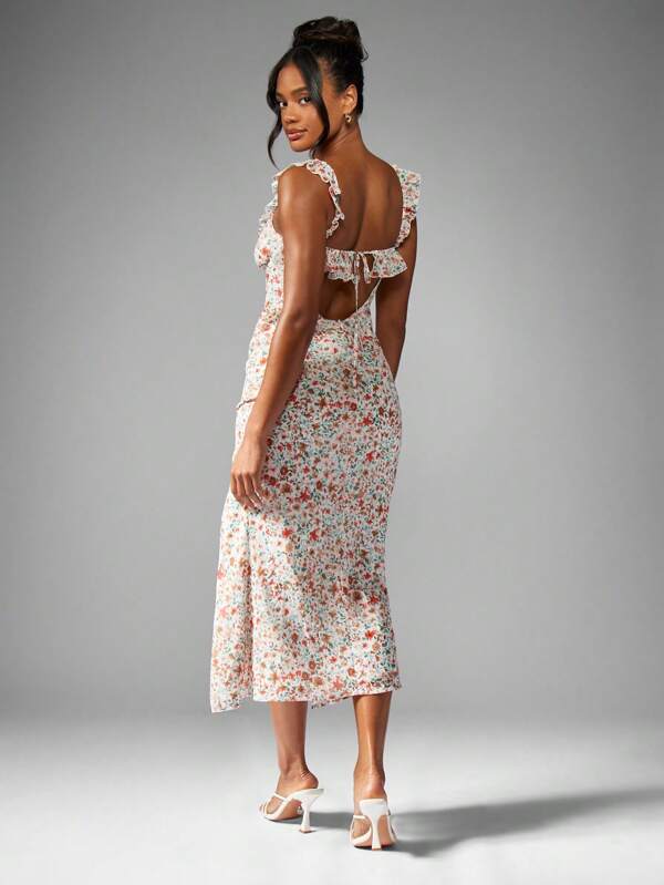 Missguided MISSGUIDED Flowing Floral Ruffle Strap Side Slit Sweetheart Neckline Define This Long Dress