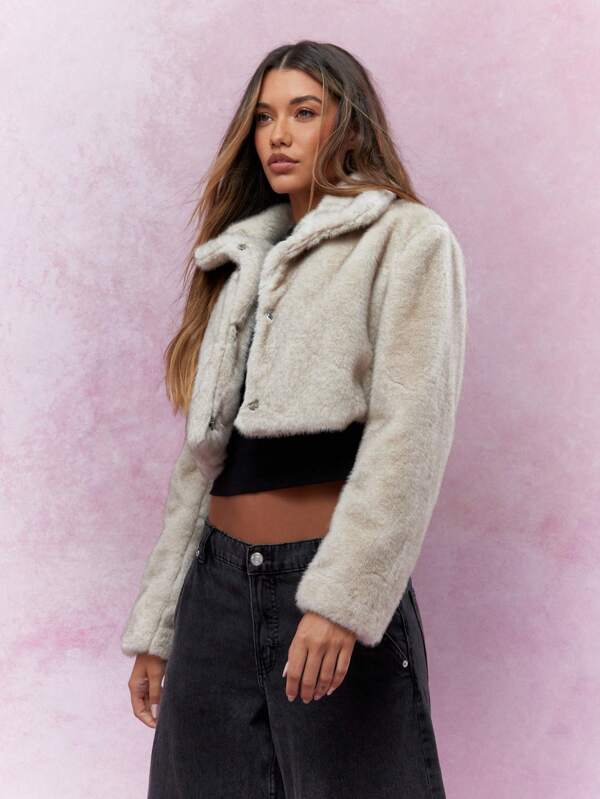 missguided MISSGUIDED Fluffy Collared Long Sleeves Crop Coat Winter Wear