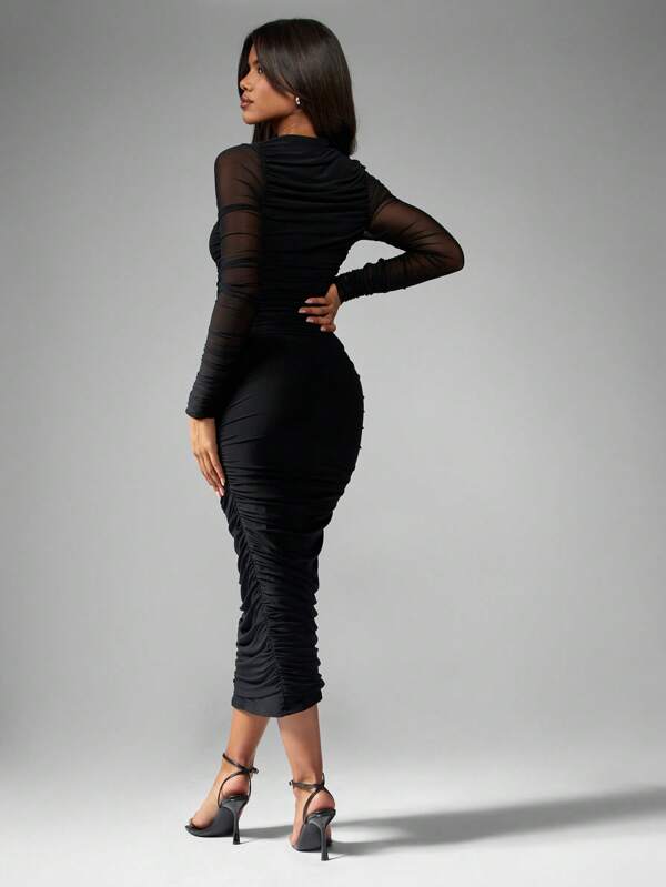 Missguided MISSGUIDED Form-Fitting Bodycon Ruched Mesh Long Sleeve Midi Dress