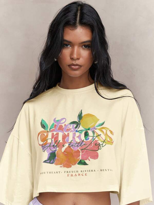 Missguided MISSGUIDED Front Floral Fruit Print Dropped Shoulder Loose Fit Crop T-Shirts