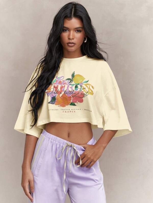 missguided MISSGUIDED Front Floral Fruit Print Dropped Shoulder Loose Fit Crop T-Shirts