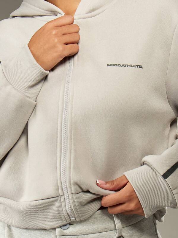 Missguided MISSGUIDED Full Zip Hooded Sweatshirt With Drawstring And Side Pockets