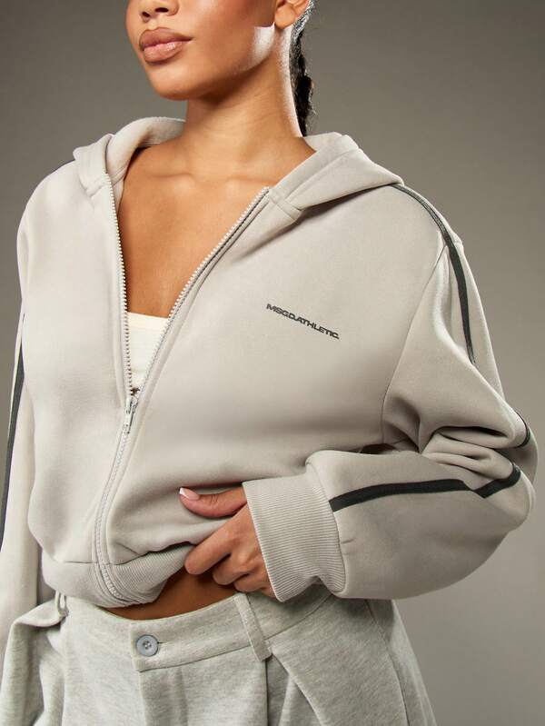 missguided MISSGUIDED Full Zip Hooded Sweatshirt With Drawstring And Side Pockets