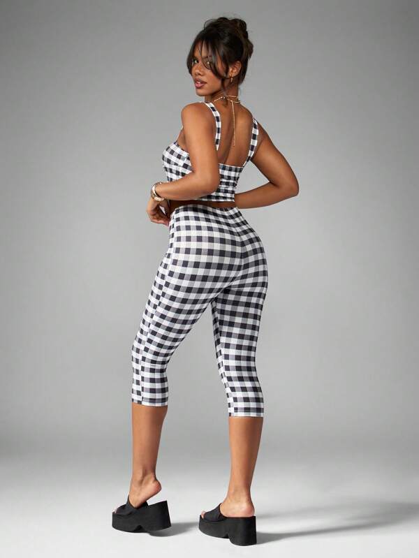 Missguided MISSGUIDED Gingham Check Sleeveless Crop Top High Waist Capri Pants Two Piece Set