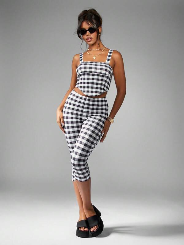 missguided MISSGUIDED Gingham Check Sleeveless Crop Top High Waist Capri Pants Two Piece Set