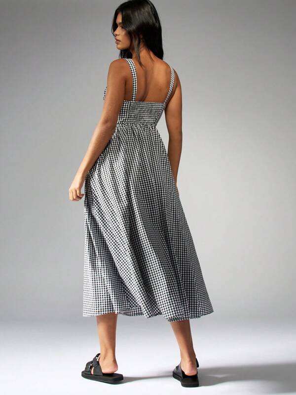 Missguided MISSGUIDED Gingham Check Smocked Bodice Dress