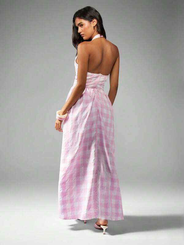 Missguided MISSGUIDED Gingham Halter Midi Dress With Plunge Neckline And Gathered Waist