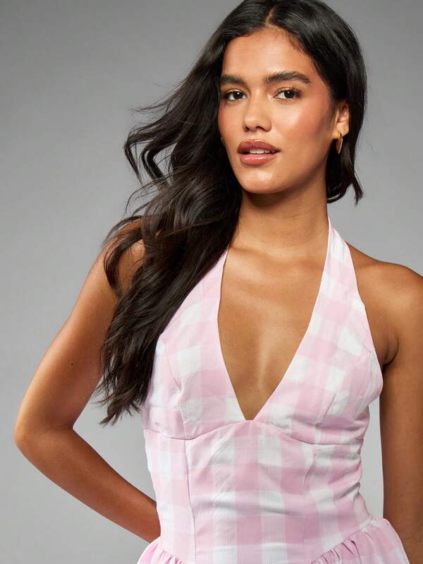 Missguided MISSGUIDED Gingham Halter Midi Dress With Plunge Neckline And Gathered Waist