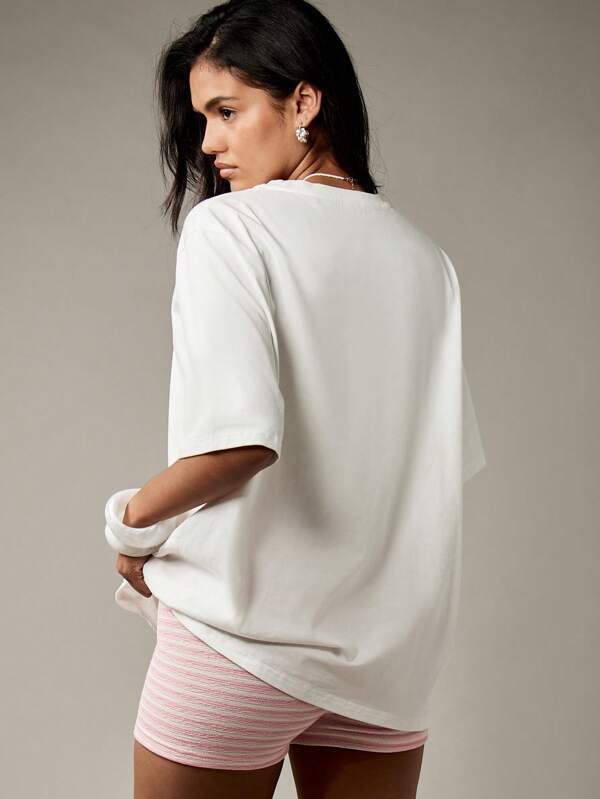 Missguided MISSGUIDED Graphic Oversized T-Shirt Retro Font Design