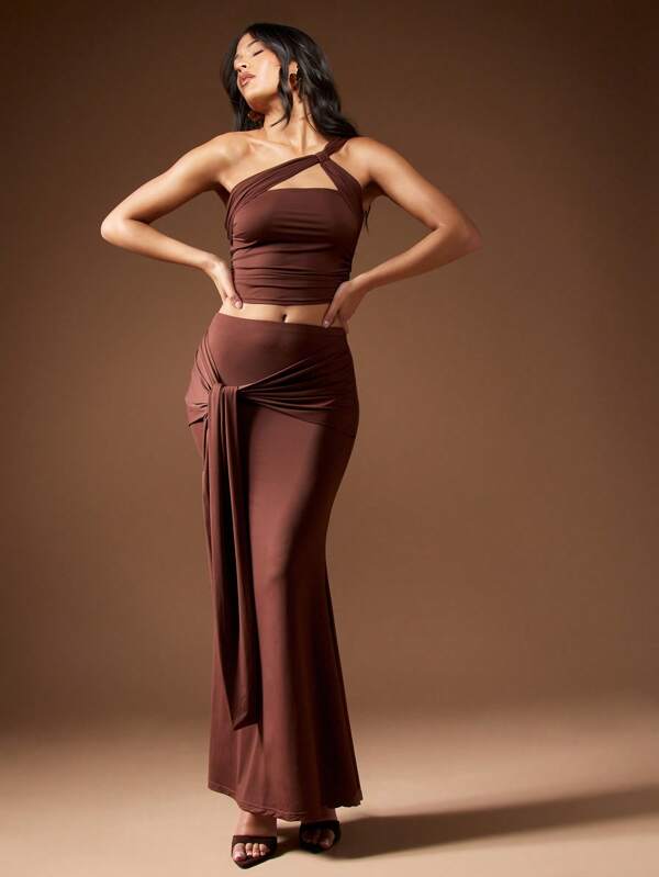 missguided MISSGUIDED Halter Crop Top High Waist Maxi Skirt Two-Piece Set