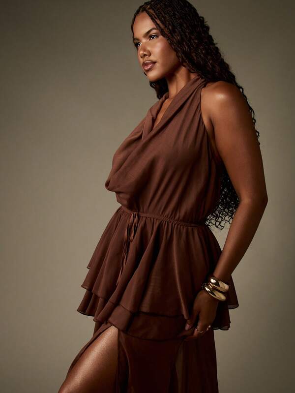 Missguided MISSGUIDED Halter Maxi Dress With Plunge Neckline And Tiered Ruffles