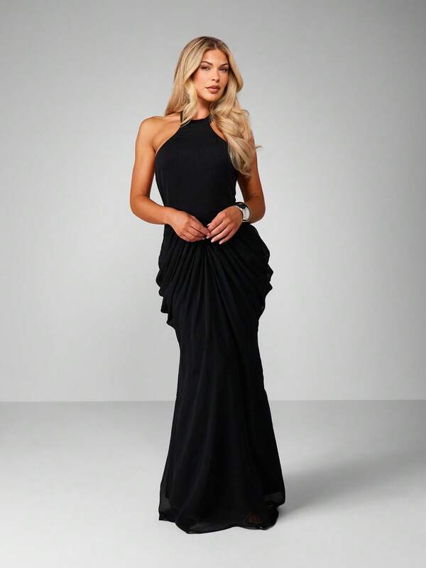 missguided MISSGUIDED Halter Neck Backless Maxi Dress With Ruched Design