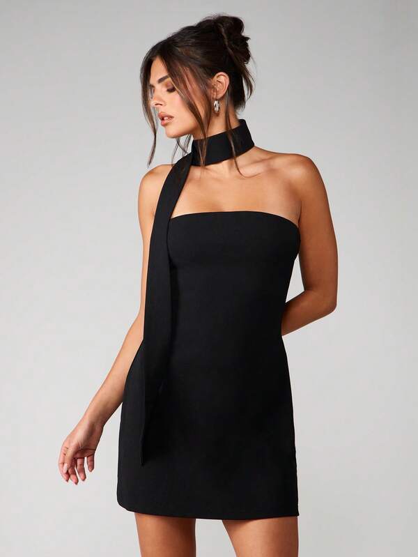 missguided MISSGUIDED Halter Neck Bodycon Mini Dress
