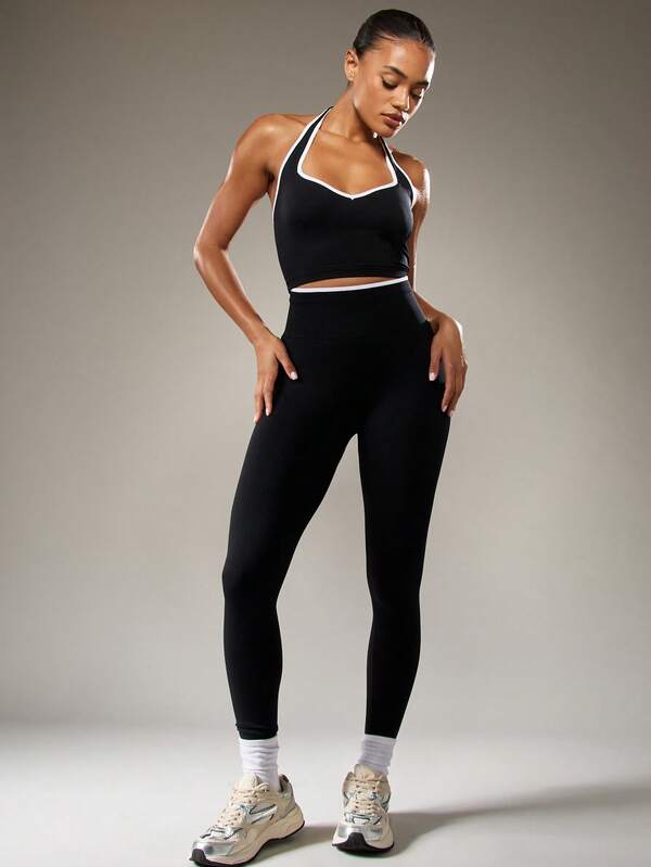 Missguided MISSGUIDED Halter Neck Crop Top With High Waist Leggings Set