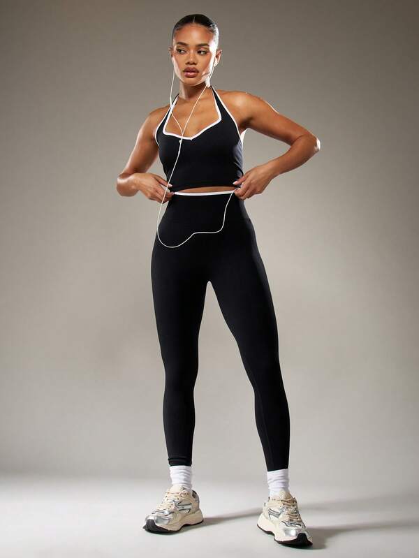 missguided MISSGUIDED Halter Neck Crop Top With High Waist Leggings Set