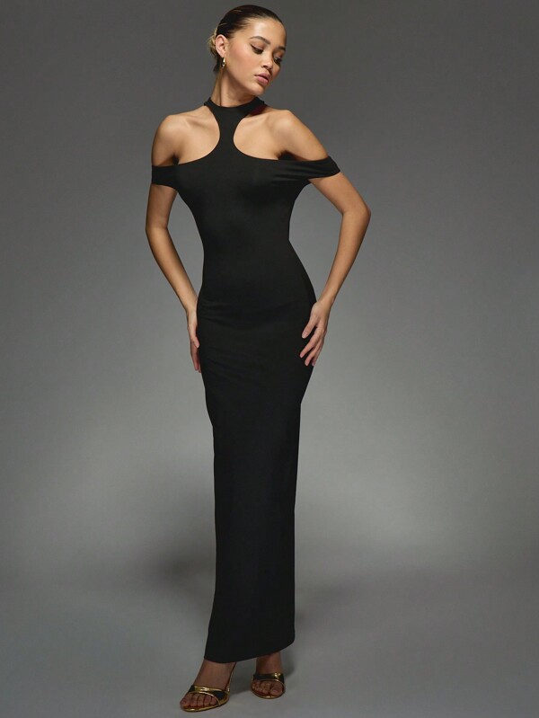 missguided MISSGUIDED Halter Neck Off Shoulder Sleeveless Cut Out Long Dress