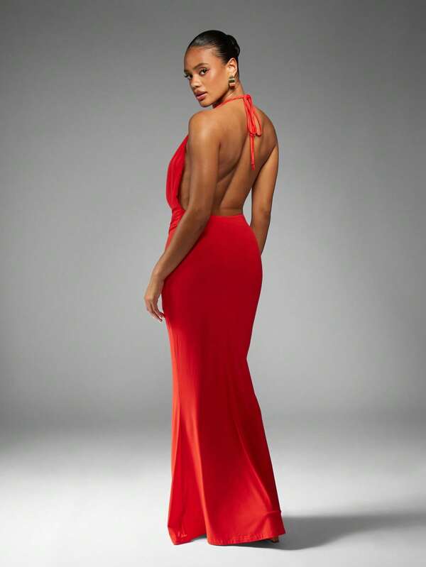 Missguided MISSGUIDED Halter Neck Plunge Mermaid Dress With Cowl Front